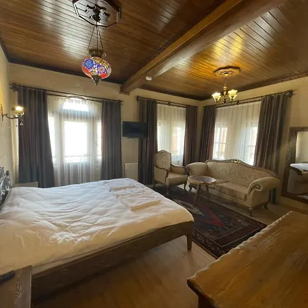 Bella Vista Stone House فندق 3*