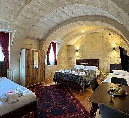 فندق Bella Vista Stone House 3*