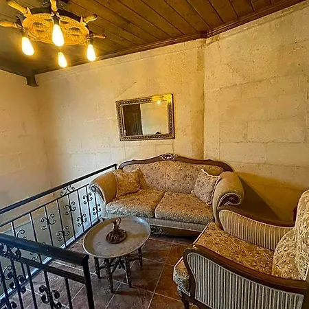 Bella Vista Stone House فندق