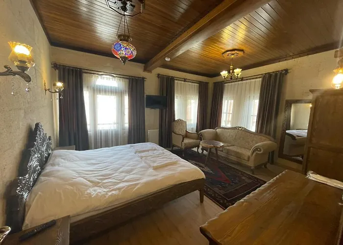 Bella Vista Stone House Hotel 3*