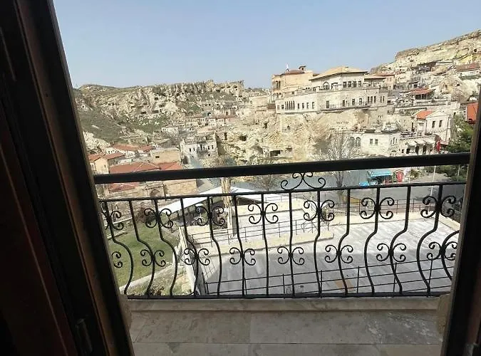 Bella Vista Stone House